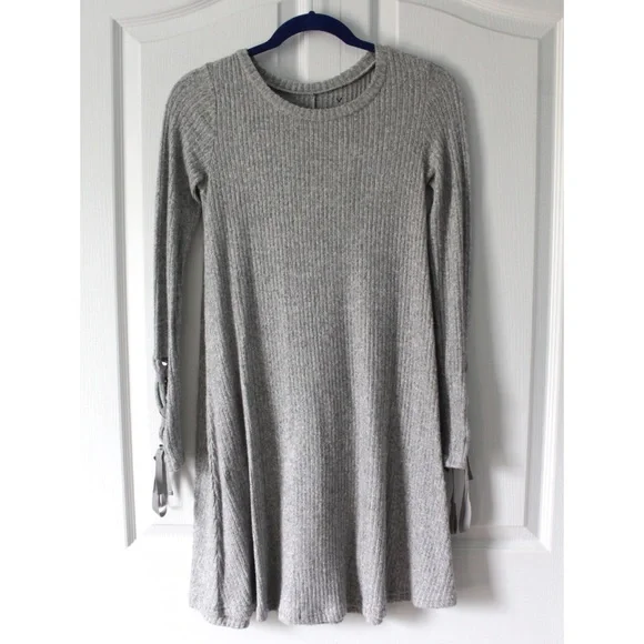 American Eagle Outfitters | Dresses | Soft Gray Long Sleeve Dress Comfortable Dress With Ribbons Long Sleeves | Poshmark American Eagle Outfitters | Dresses | Soft Gray Long Sleeve Dress Comfortable Dress With Ribbons Long Sleeves | Poshmark